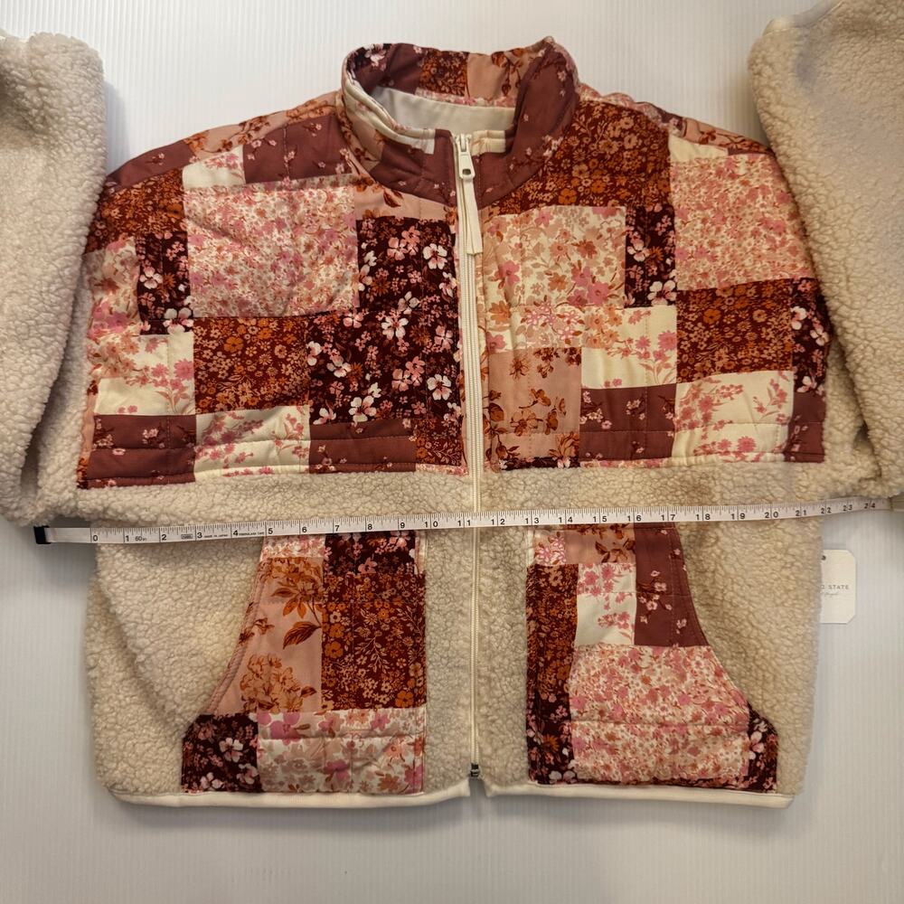 Alter’d State Sherpa Patchwork Jacket Medium NWT Floral Cottagecore Boho Prairie - Picture 9 of 16